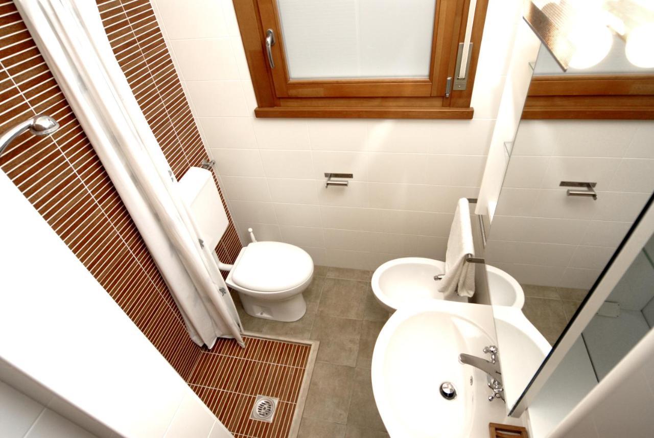 Monica Apartment Бибионе Екстериор снимка