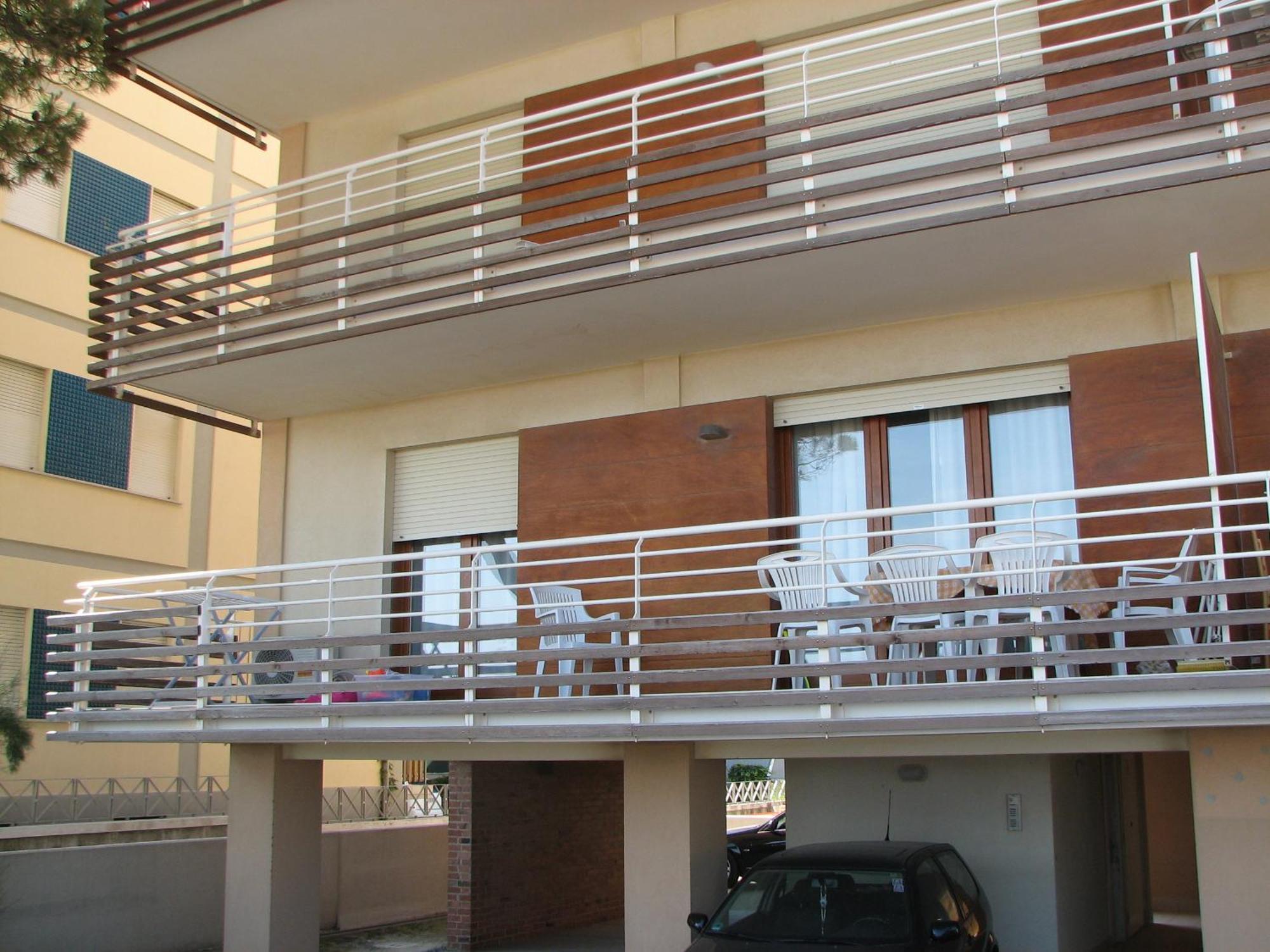 Monica Apartment Бибионе Екстериор снимка