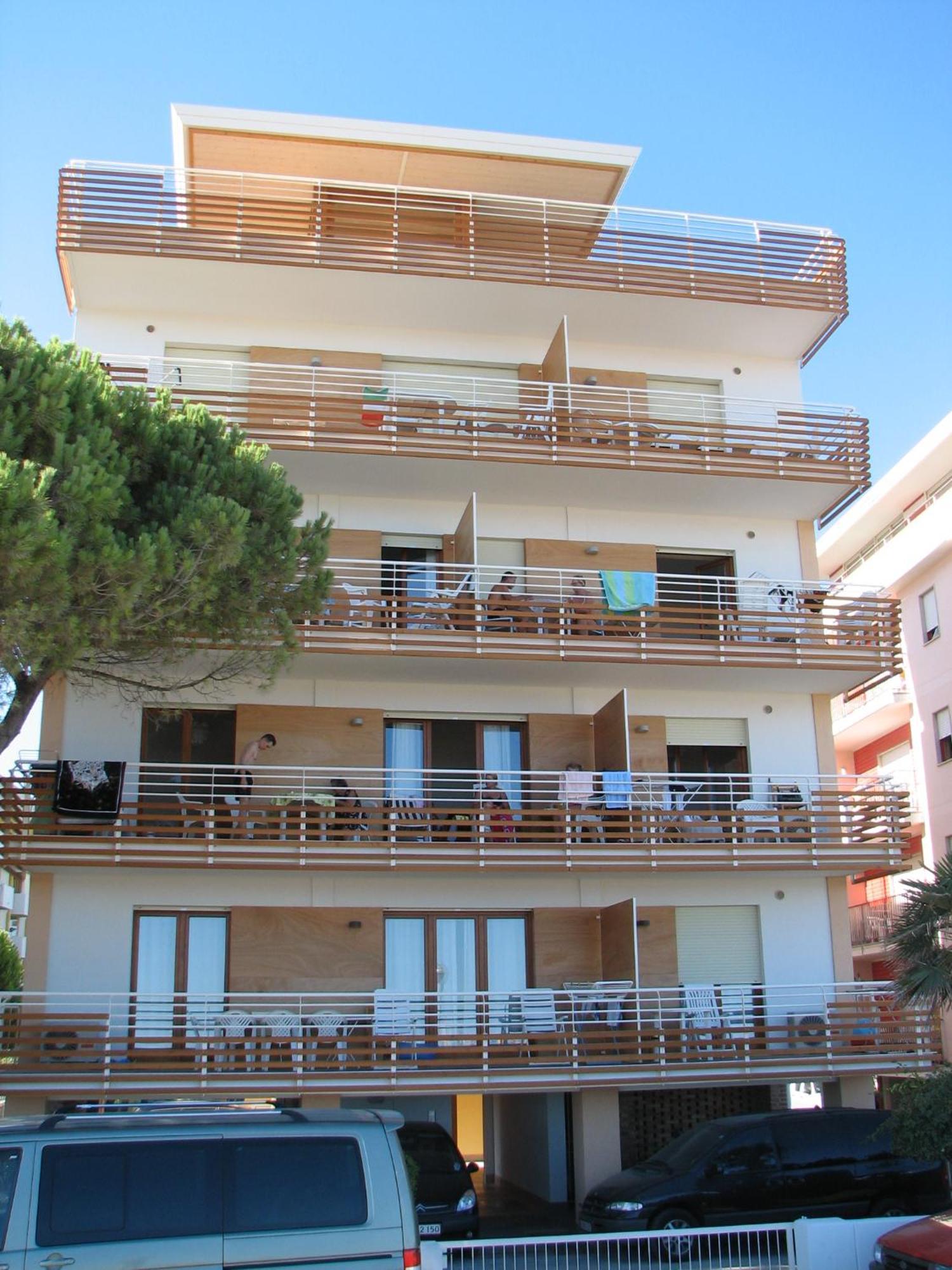 Monica Apartment Бибионе Екстериор снимка