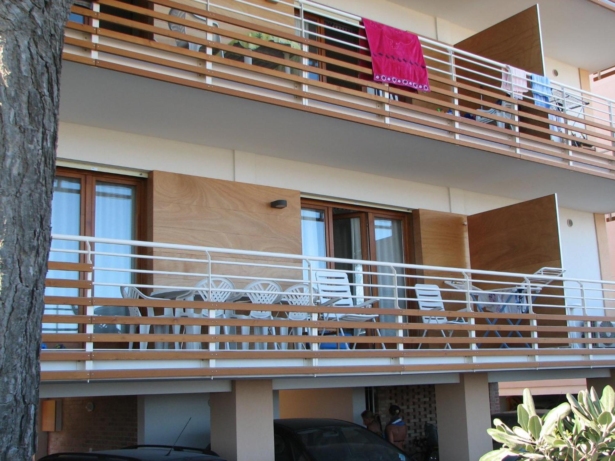 Monica Apartment Бибионе Екстериор снимка
